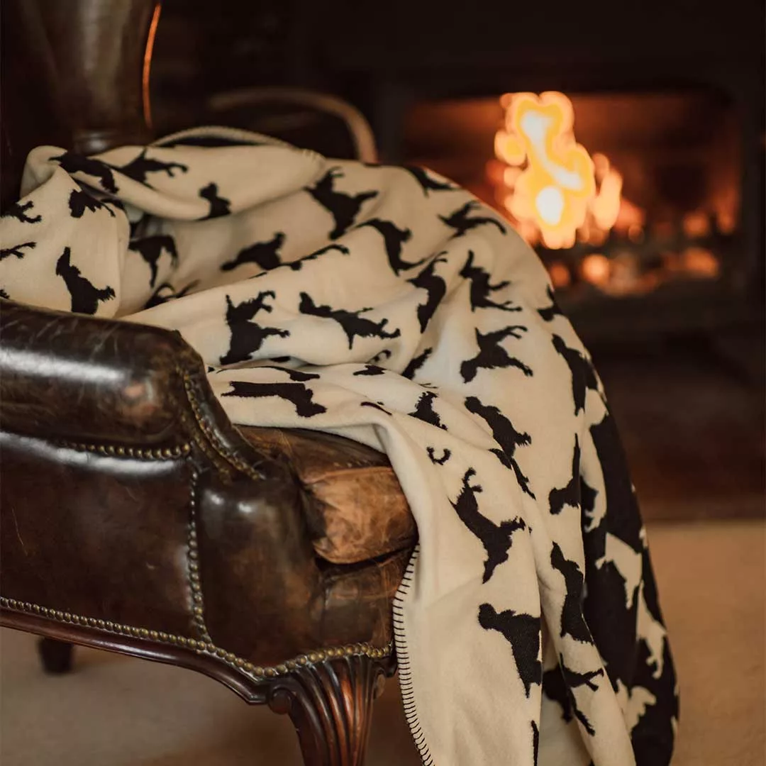 The Labrador Co.-Black & Cream Reversible Spaniel Throw 1